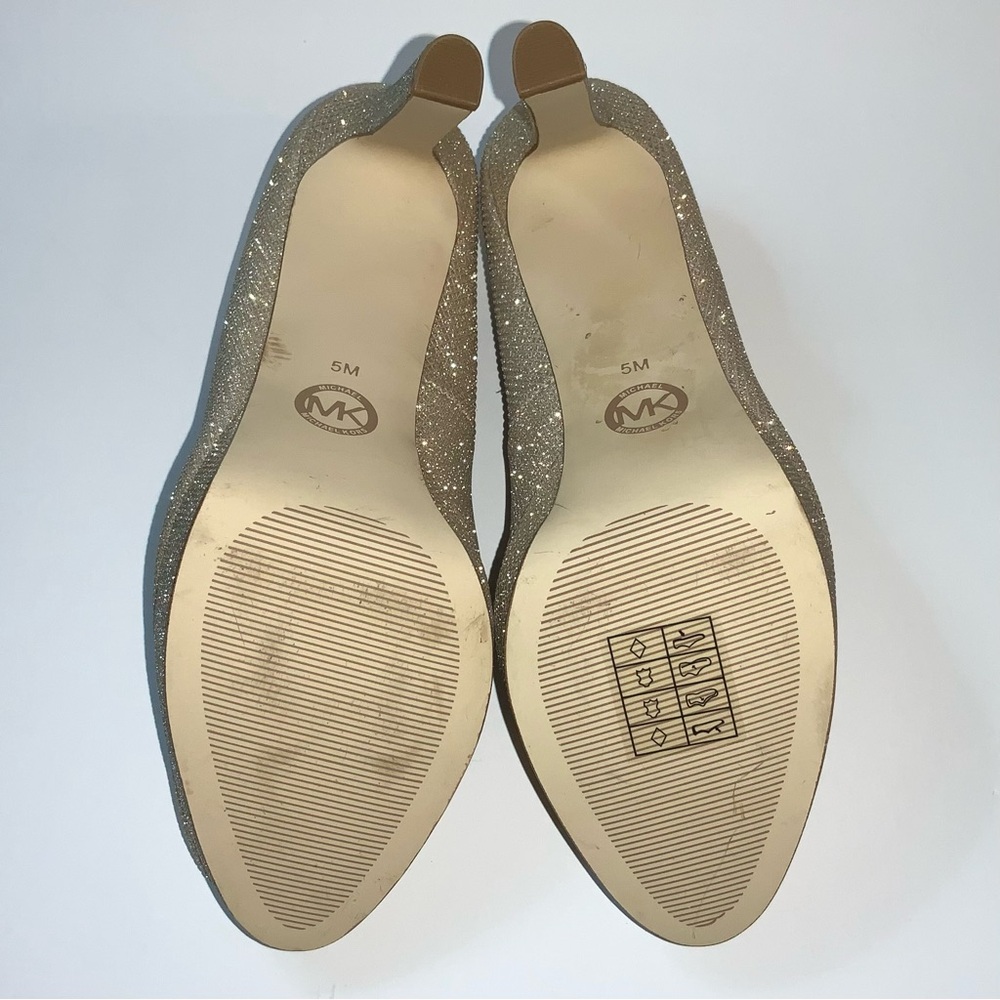 MICHAEL Michael Kors Pale Gold Glitter Chain Mesh Platform Pumps - Picture 14 of 16
